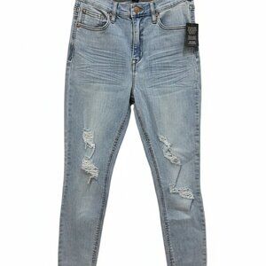 Fashion Nova Star Patch Distressed Skinny Jeans - Light Wash - Size 5